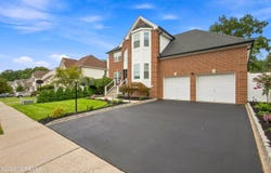 39 Violet Circle, Howell, NJ 07731