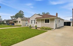 6579 N Highland Street, Dearborn Heights, MI 48127