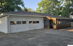 208 E Bodine Avenue, Clinton, MO 64735
