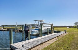 1711 E Fort Macon Road, Atlantic Beach, NC 28512