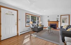 36 Mckenney Cir, Andover, MA 01810