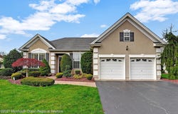 41 Portchester Drive, Jackson, NJ 08527