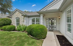 107 San Antonio Rd, Georgetown, TX 78633