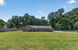 106 Iris Drive, Lagrange, GA 30241