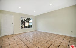 10065 De Soto Ave, Chatsworth, CA 91311