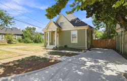 308 N 5th Avenue, Denison, TX 75021