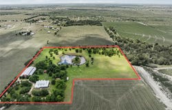 1610 County Road 463, Elgin, TX 78621