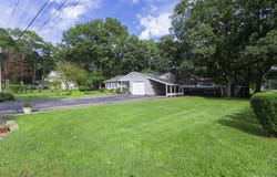 21 Aberdeen Drive, Mastic, NY 11950