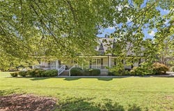 3906 Laurens Lane, Snellville, GA 30039