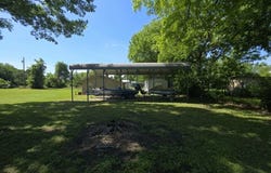 S 8th Ave, Teague, TX 75860