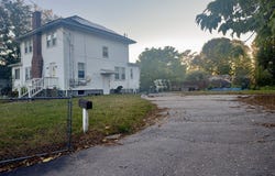 8 Mason St, Brockton, MA 02302