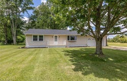 315 West Street, LaGrange, OH 44050