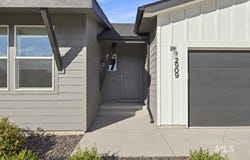 2909 N Mountain Lake Ave, Star, ID 83669