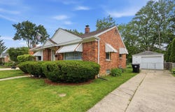 17358 Wakenden Street, Redford, MI 48240-2237