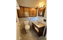 35354 2nd St., Le Mars, IA 51031