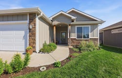 2608 E 26th Terrace, Lawrence, KS 66046