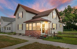 213 E Centralia St, Elkhorn, WI 53121