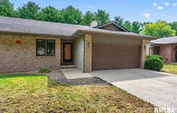2402 Checkerberry Lane, Springfield, IL 62711