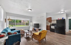 1921 S Ash Avenue, Independence, MO 64052