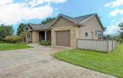 5 Beacon Trail, GALENA, IL 61036