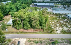 168 J H Batts Road, Surf City, NC 28445