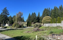 Meadow Ln, Brookings, OR 97415