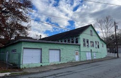40 Pennsylvania Ave, Port Jervis, NY 12771