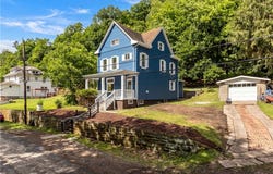 404 Valley Ave, Wall Boro, PA 15148
