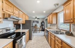 6 HACKETT Drive, OAKLAND, IA 51560
