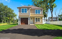 9 Lower Main Street, Aberdeen, NJ 07747