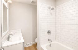 1114 N Pine, Newton, KS 67114