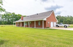 18558 E Highway 28, Parks, AR 72950