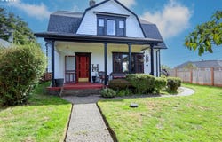 1493 SHERMAN Ave, NorthBend, OR 97459