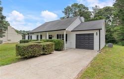 85 Settlers Mill Run, Hiram, GA 30141