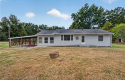 16310 Waggoner Road, Warsaw, MO 65355