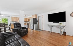 107 W 5th St, Dell Rapids, SD 57022