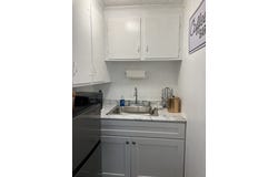 133 Maple St Suite 2, Springfield, MA 01105