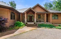 417 N Silver Place, Indian River, MI 49749