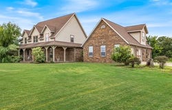 12713 Pleasant Valley Road, Gentry, AR 72734