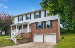 143 Penn Lear Dr, Monroeville, PA 15146