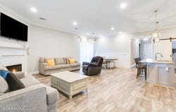 200 Lakefront Drive, Rayne, LA 70578