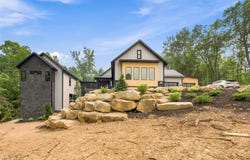 2324 Hard Rock Way, Hinckley, OH 44233