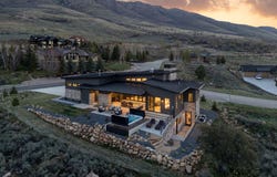 5585 E HIGHLAND VIEW Ct, Eden, UT 84310