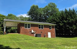 2831 Beechwood Circle, Gastonia, NC 28054