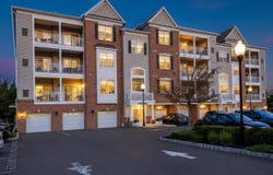 4743 CHAMPIONS Run, CHERRY HILL, NJ 08002