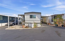 1660 Whittier, Costa Mesa, CA 92627