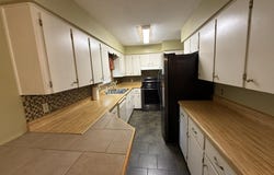 82 S Oak Street, Melbourne, AR 72556
