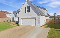 7920 PIPS RIDGE Ln, Bartlett, TN 38133