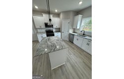 258 Beau Claire Circle, Byron, GA 31008