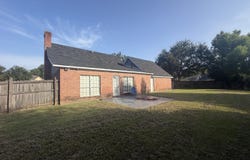 63 Monticello Circle, Columbus, MS 39702